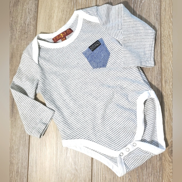 7 for All Mankind baby long sleeve pocket tee gray striped onesie Size 6/9M - Picture 1 of 9